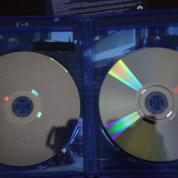 Transformers: Dark of the Moon (2011) Action/Adventure Blu-ray/DVD - Michael Bay - Picture 5 of 5